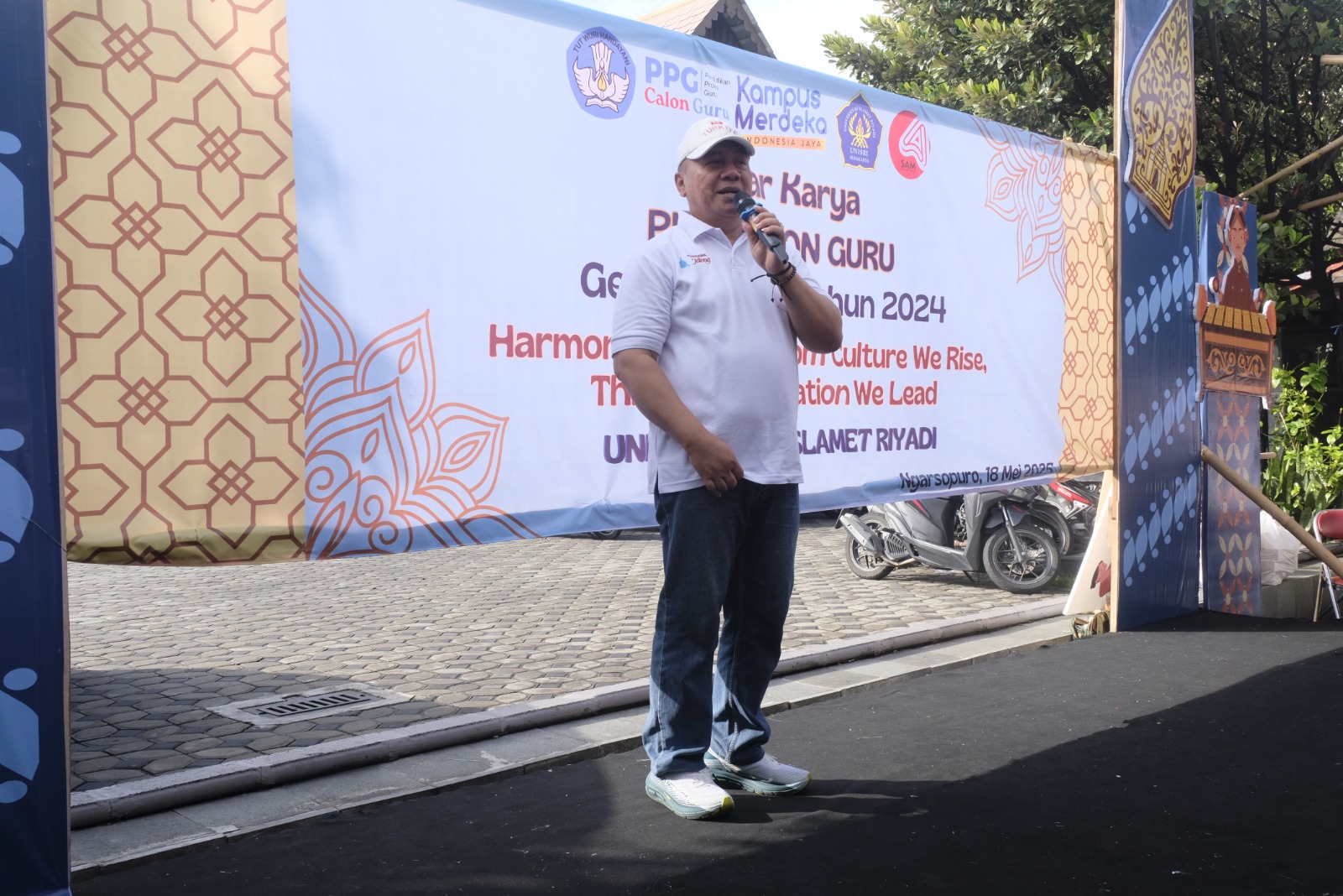 PPG Unisri – Solo Art Market Gelar Karya Projek Kepemimpinan di Selasar Ngarsopuro