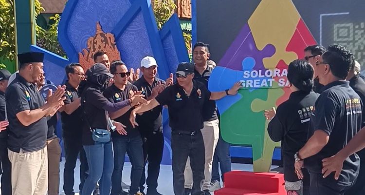 Gubernur Jawa Tengah: “Mikul Dhuwur, Mendhem Jero” Sengkuyung SoloRaya Great Sale 2025, Langkah Pasti Menuju Aglomerasi!