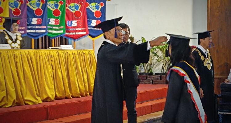 USB Luluskan 337 Wisudawan, 4 Diantaranya Wisudawan Terbaik