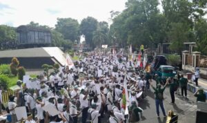 Holding Perkebunan Nusantara Kawal Penyelesaian Konflik Ijen demi Aset Negara dan Keselamatan Pekerja Holding Perkebunan Nusantara Kawal Penyelesaian Konflik Ijen demi Aset Negara dan Keselamatan Pekerja