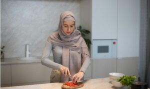 Hal yang Perlu Diperhatikan Ibu Rumah Tangga yang Ingin Usaha di Rumah