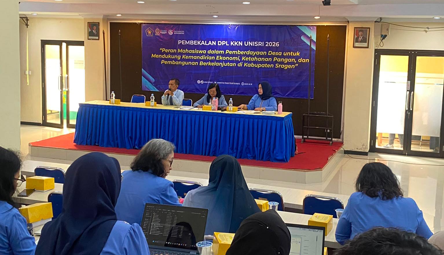 Perkuat Peran Mahasiswa Dalam Pemberdayaan Desa Di Sragen, UNISRI bekali 104 Dosen DPL KKN-PPM 2026