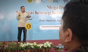 Fadli Zon: Dorong Sinergi Pelestarian Budaya dan Nilai Kebangsaan, Saat Hadiri Rangkaian Dies Natalis Universitas Tunas Pembangunan Surakarta Fadli Zon: Dorong Sinergi Pelestarian Budaya dan Nilai Kebangsaan, Saat Hadiri Rangkaian Dies Natalis Universitas Tunas Pembangunan Surakarta