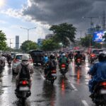 Pengendara Motor Perlu Tingkatkan Kewaspadaan, Disaat Cuaca Sulit Diprediksi