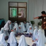 UNISRI Kenalkan “Domino Games” untuk Pembelajaran Matematika di Thailand, Perkuat Kerja Sama Internasional Lewat Game-Based Learning