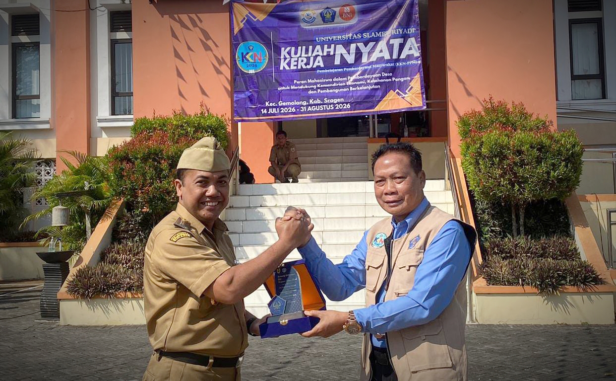Rektor UNISRI Tarik 1.446 Mahasiswa KKN Di 11 Kecamatan Kabupaten Sragen: Pemkab Apresiasi Kontribusi Mahasiswa, Gemolong Naik dari Rangking 20 ke 7 Dandan Omah