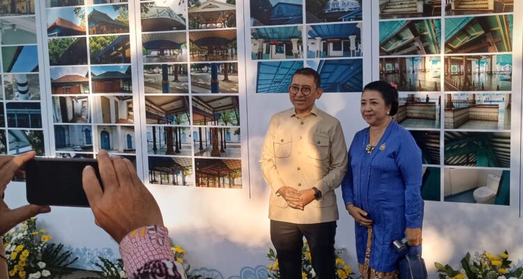 Kementerian Kebudayaan dan Keraton Surakarta Resmi Mulai Revitalisasi Kawasan Cagar Budaya, Fadli Zon Letakkan Batu Pertama