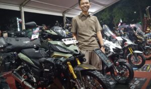Dari Hobi Touring hingga “Bagong” Si Bebek Gede: Alasan Satiman Tak Lepas dari Honda Modif Contest 2026 Dari Hobi Touring hingga “Bagong” Si Bebek Gede: Alasan Satiman Tak Lepas dari Honda Modif Contest 2026