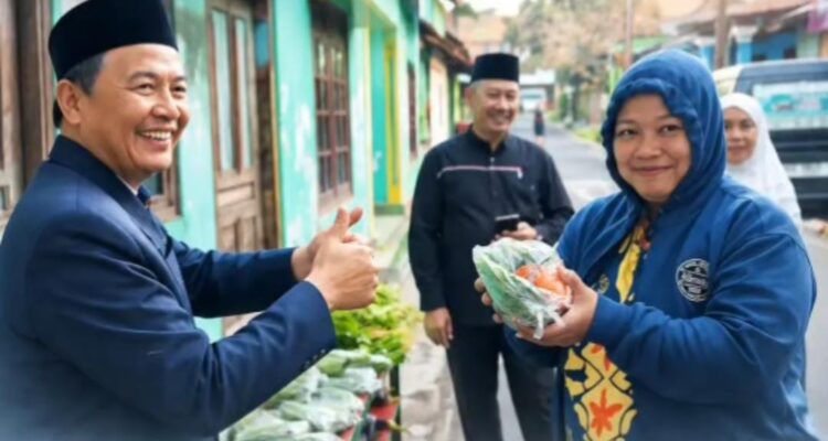 “Berbagi Adalah Solusi”: Mas Samrodin Kontinyu Menyapa Warga Gentan, Buktikan Komitmen Bersih dan Merakyat