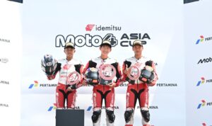 Melesat di Tengah Persaingan Ketat, Bintang dan Resky Naik Podium Moto4 Asia Cup
