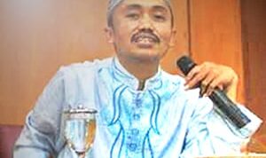 Majelis Al-Inaabah Gelar Spesial Jalsah Itsnain Bersama K.H. Muhammad Idrus Ramli di Masjid Darussalam Jayengan
