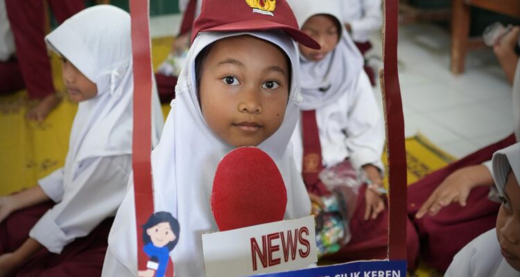 Ini Cara Kreatif Mahasiswa UNISRI Edukasi Mitigasi Bencana di SDN 2 Sruni Boyolali, TANGGAP, SIGAP, BERANI BICARA! 