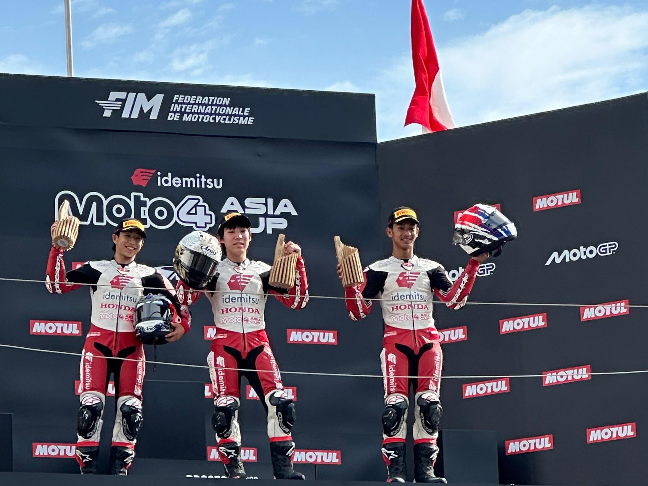 Melesat! Badly Persembahkan Podium IM4AC untuk Indonesia di Motegi